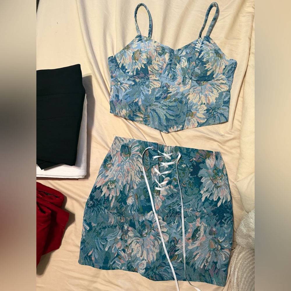 Steve Madden Blue Floral Skirt Set
